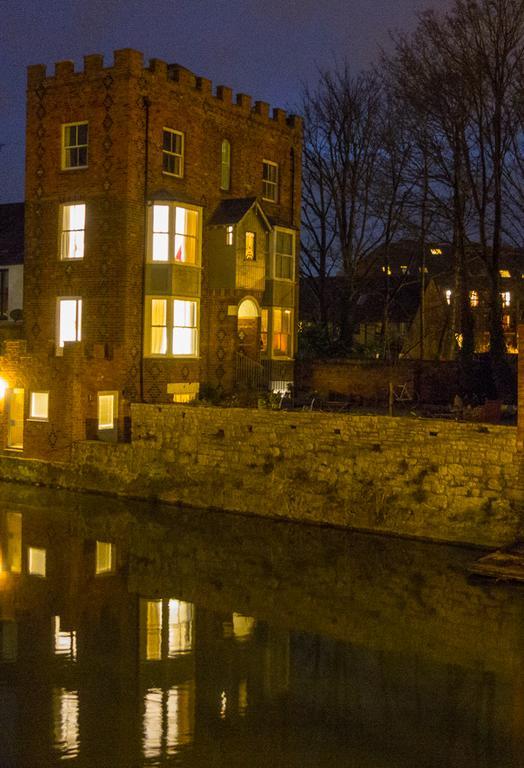 Folly Bridge House Apartment